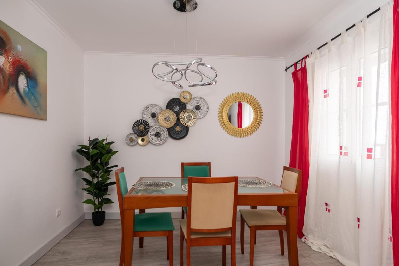Family Friendly Azorean Apartment Ponta Delgada Exterior foto